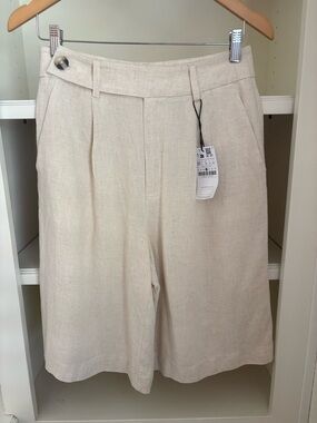 Stradivarius linen blend Shorts Beige Size 6